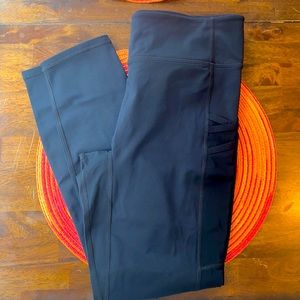 🖤Fabletics pocket leggings ❤️